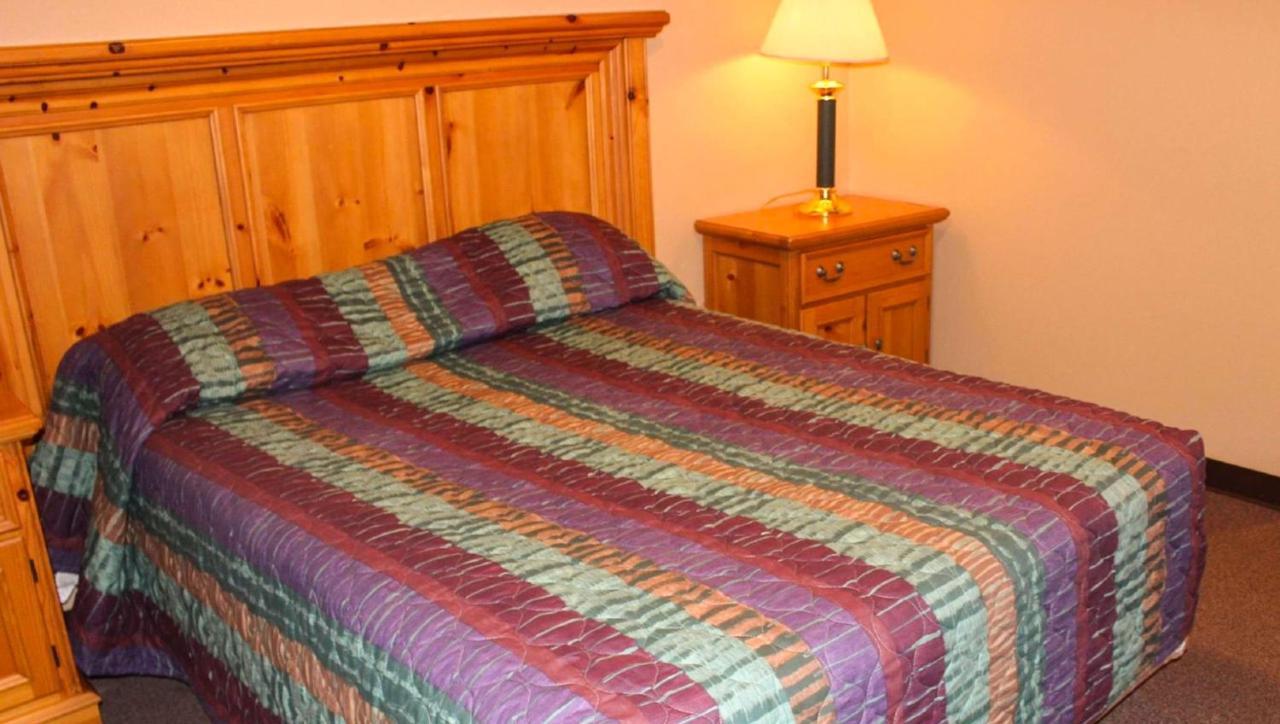 Juniper Motel Madras Zewnętrze zdjęcie